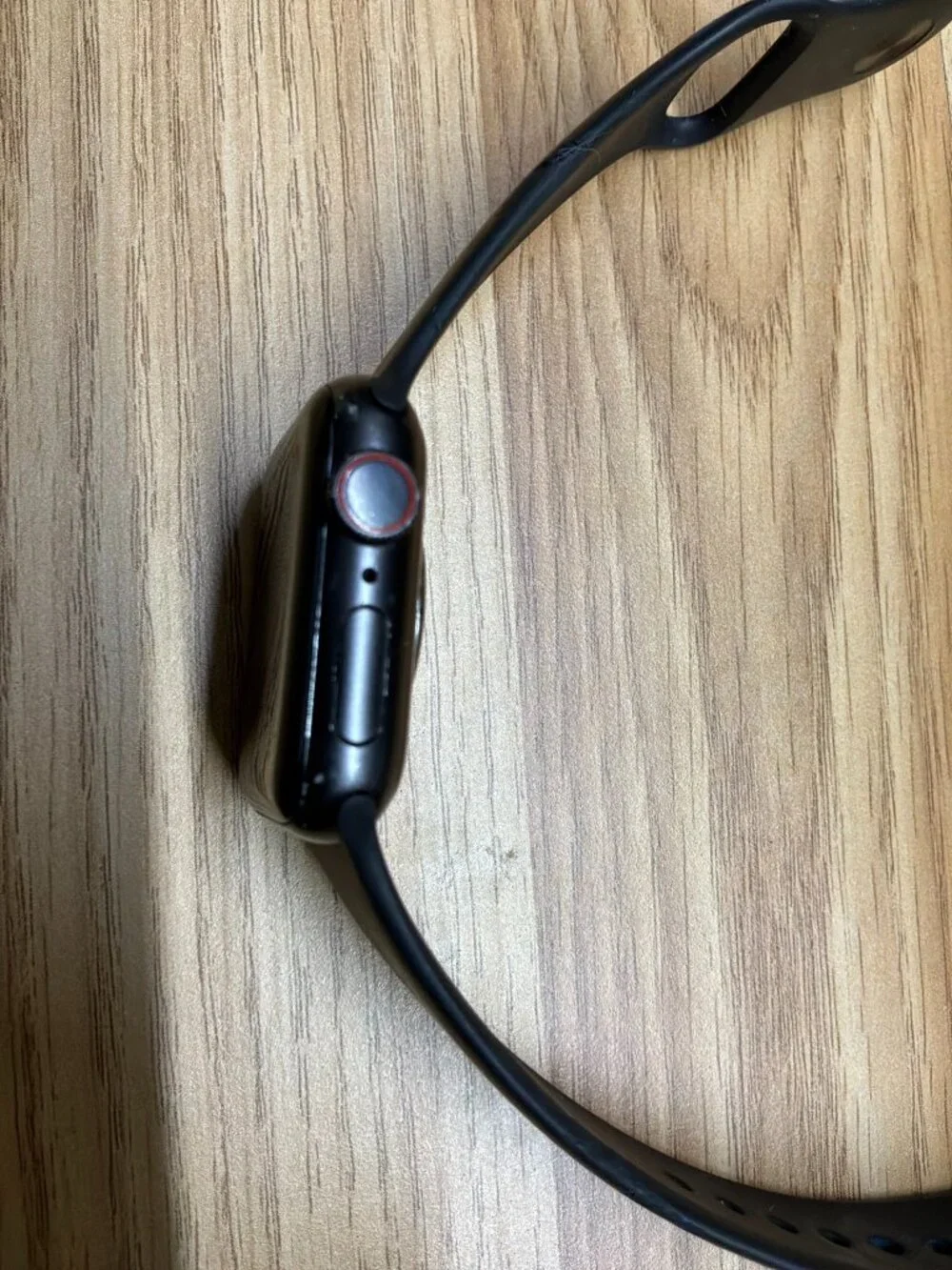Apple Watch Series 5 40mm Space Gray GPS Smart Watch Locked For Parts Repair